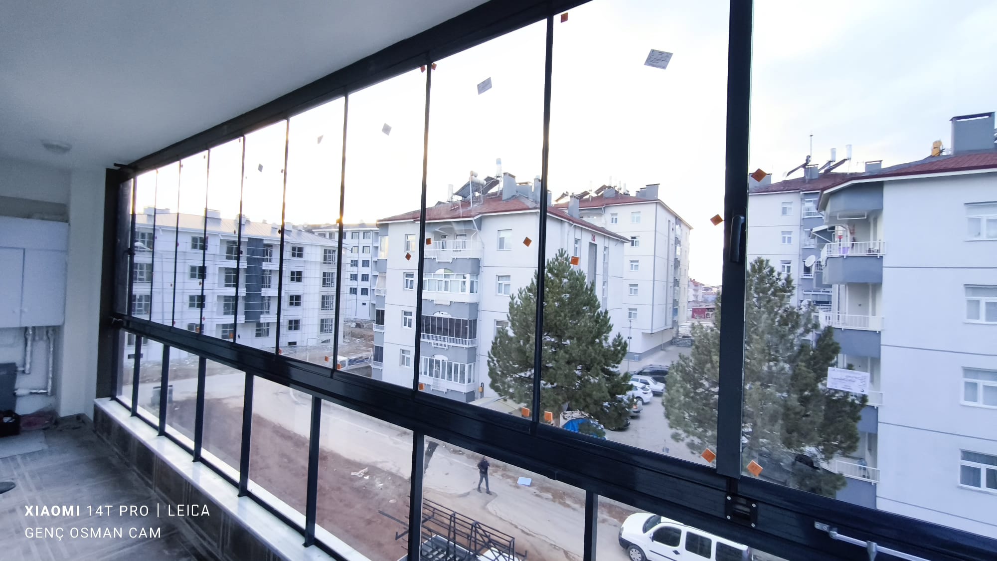 Selçuklu Siyah Profil Koyu Cam Balkon - Konya Cam Balkon - GOM Proje Görseli 4