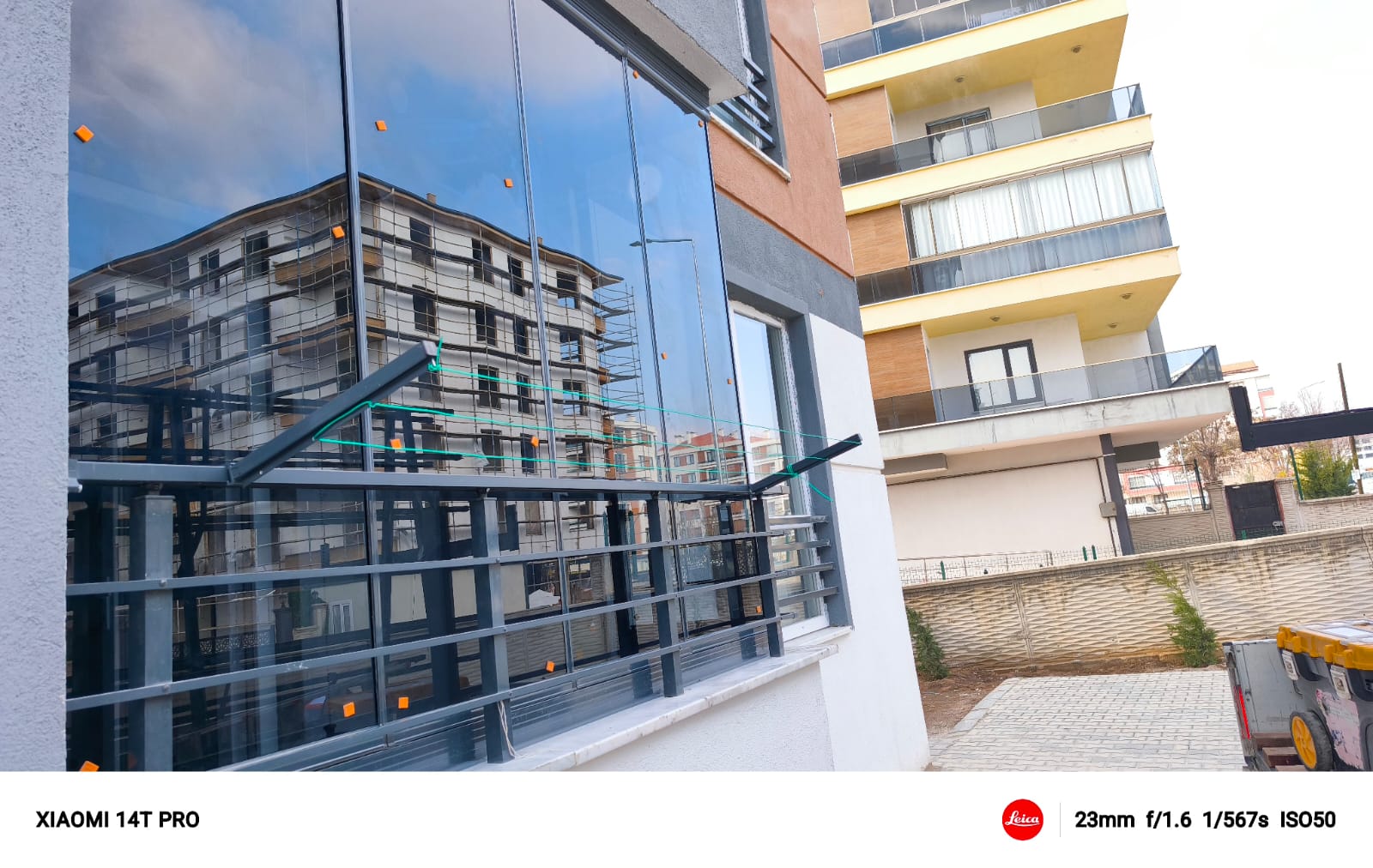 Selçuklu Minimalist Siyah Cam Balkon - Konya Cam Balkon - GOM Proje Görseli 7